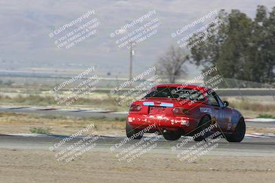 media/Jun-02-2024-CalClub SCCA (Sun) [[05fc656a50]]/Group 3/Qualifying/